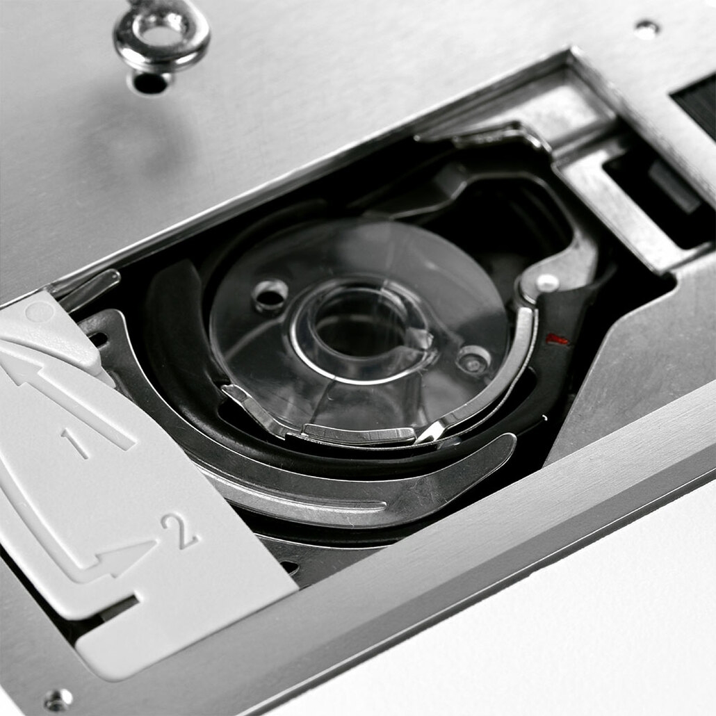 JAN Memory Craft 500e Computerized Embroidery Machine w/ FREE! Spool Stand and Embroidery Hoop V.I.P Reward Package and FREE! Next-Day Shipping